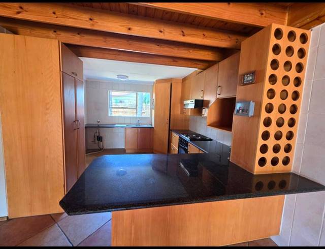 4 BEDROOM CLUSTER FOR SALE IN ALLEN GROVE